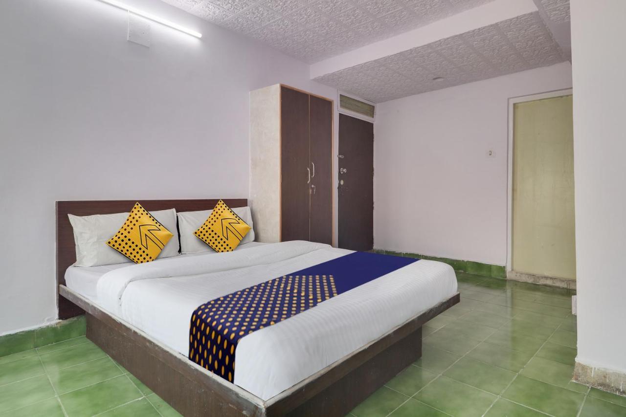 Spot On Apsara Hotel Haidarábád Kültér fotó