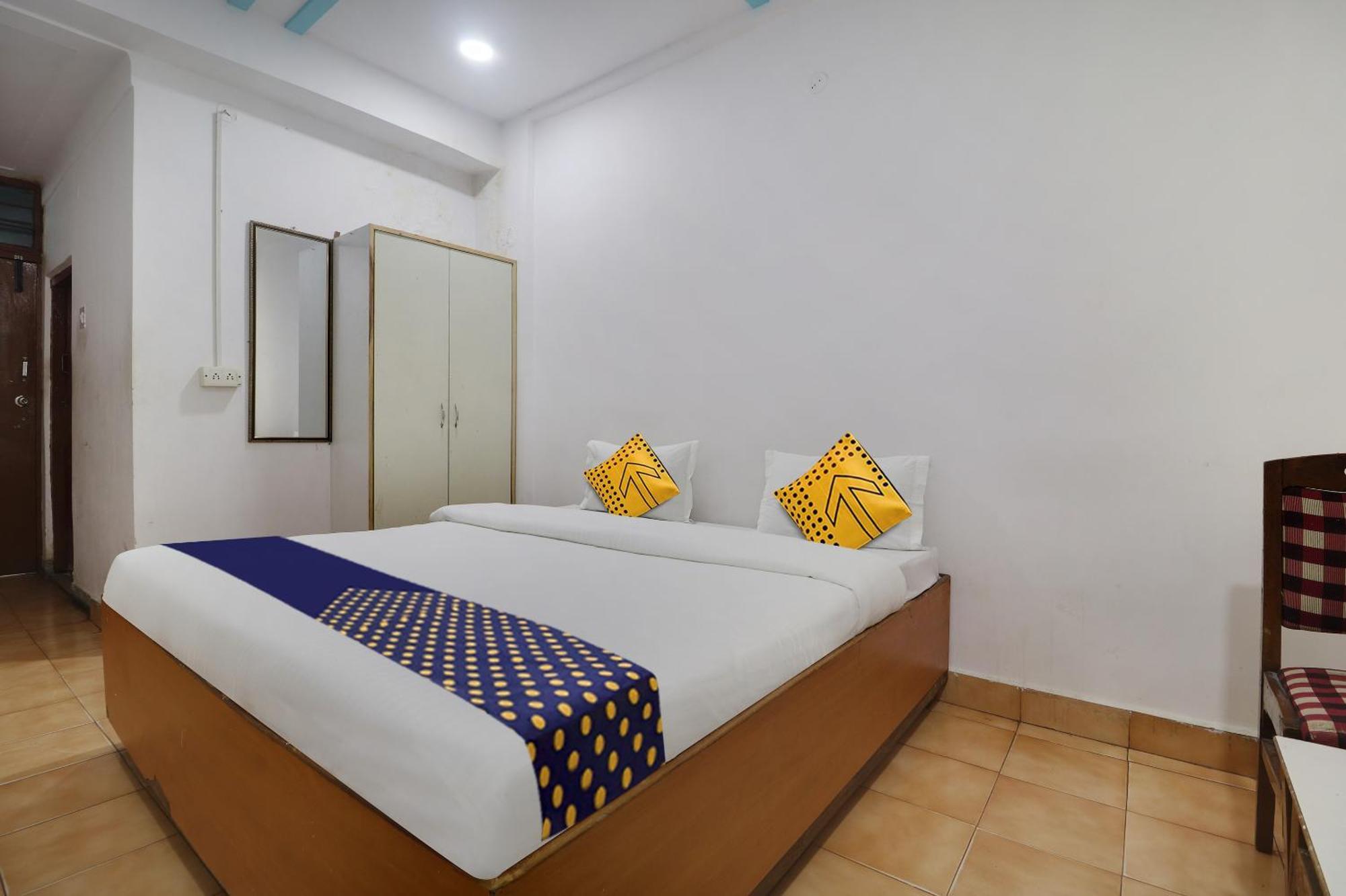 Spot On Apsara Hotel Haidarábád Kültér fotó
