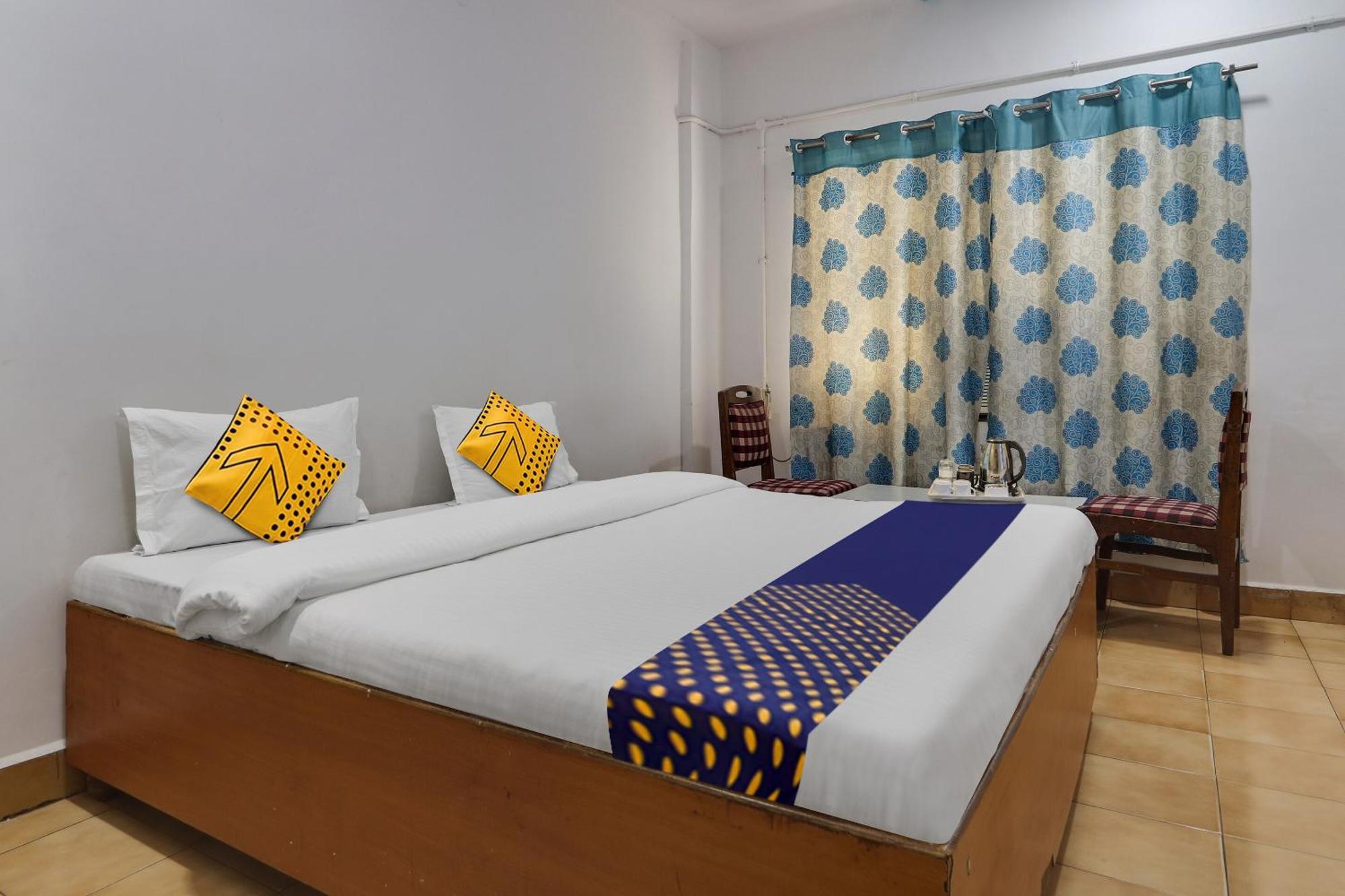 Spot On Apsara Hotel Haidarábád Kültér fotó
